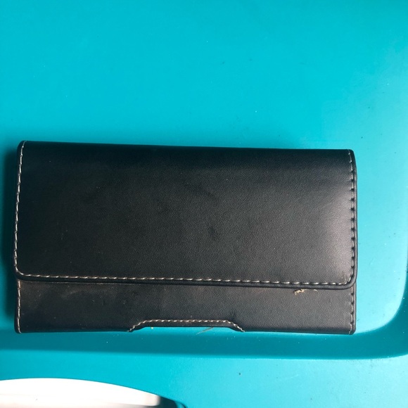 I-Phone Case - Picture 1 of 2